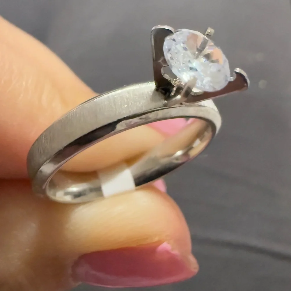 Elegant Stainless Steel Silver Ring with Zirconia | NEW